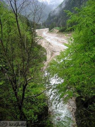 View in direction of Log pod Mangrtom View in direction of Log pod Mangrtom