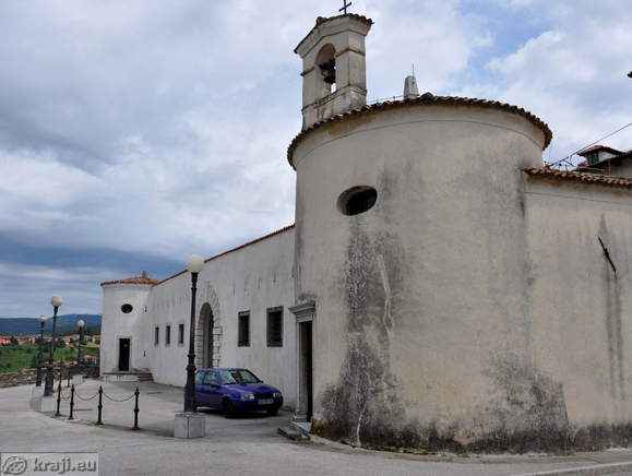 Grad Dobrovo <br> Kapela posvečena sv. Antonu Padovanskemu