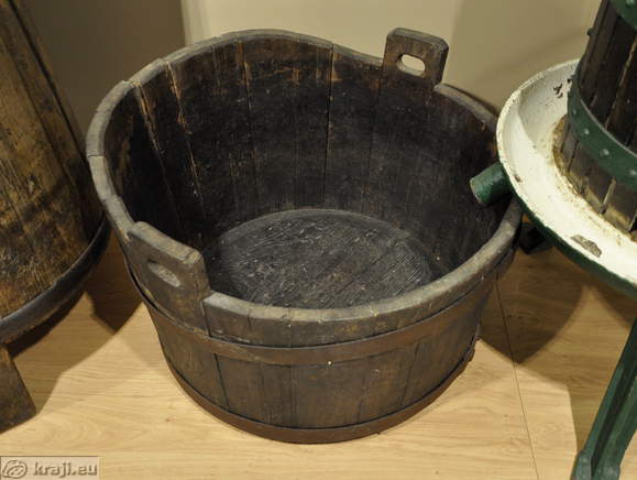 Nizka posoda - sempla