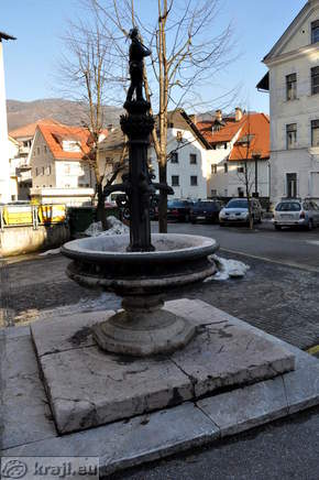 Well with miner near Scopoli's House