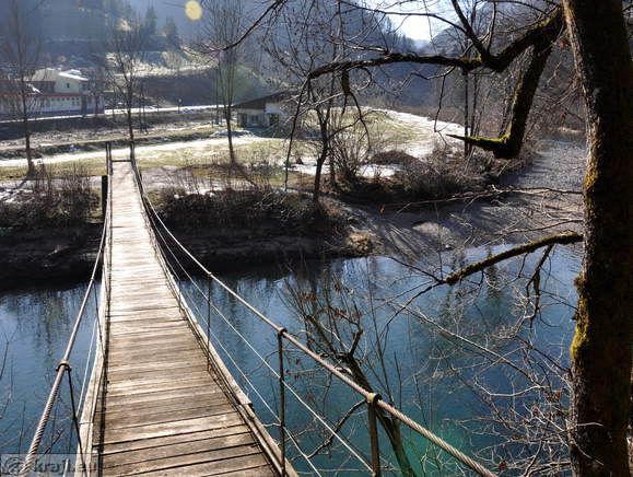 Viseči most čez Idrijco pri Zagodi