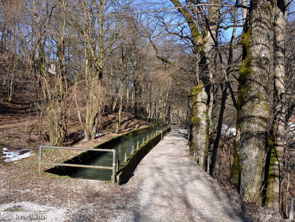 Pot ob Rakah pri Idriji