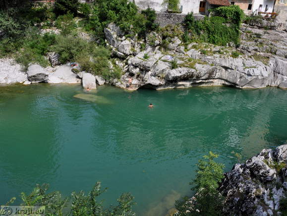 Kopanje v Soči v Kanalu