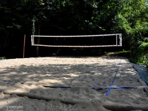 Igrišče za odbojko ma mivki