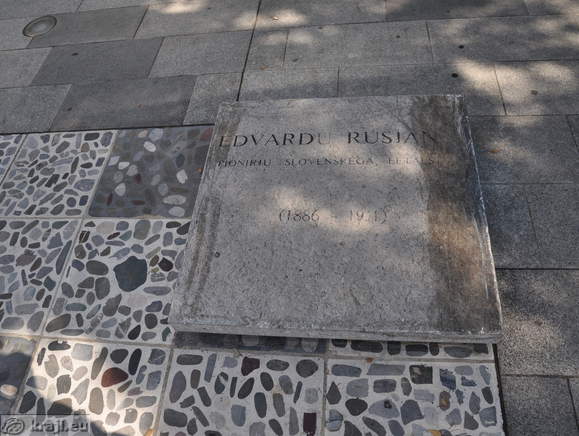 Nova Gorica - Edvard Rusjan Denkmal