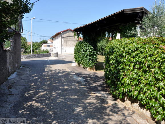 Cesta proti Cerju