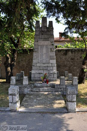 Spomenik NOB v Selih na Krasu