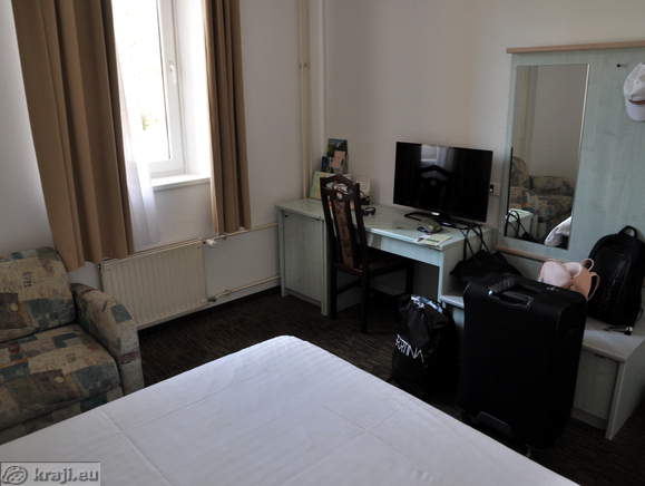 Room Room