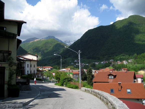 Crossing of Bazoviska and Rutarjeva Street