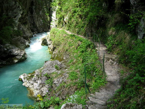 Trail near Tolminka to the Thermal Spring