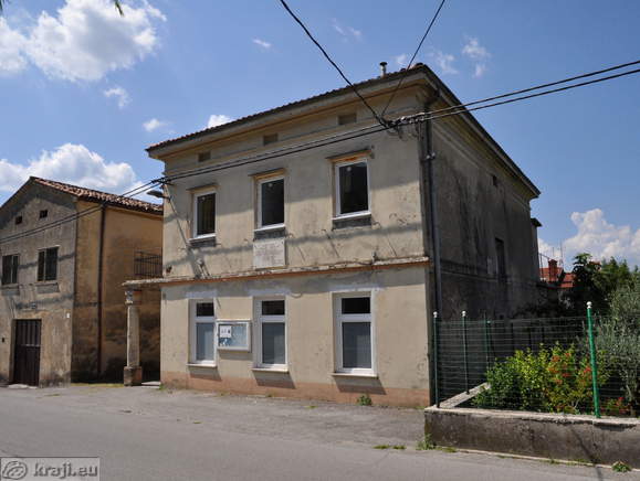 Hiša s spominsko ploščo - Alojzij Repič