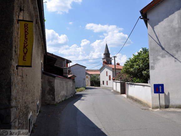 Cesta v smeri Vipave