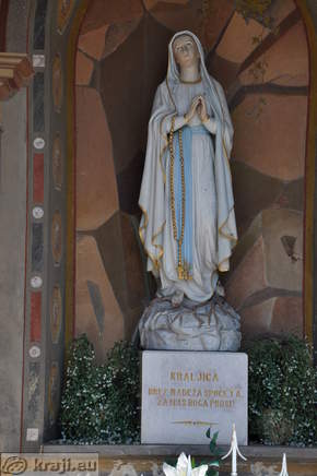 Statue of the Virgin Mary