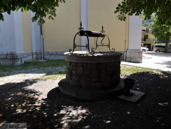 Well at church in Vrhpolje