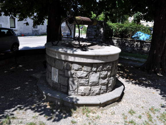 Vrhpolje - Well