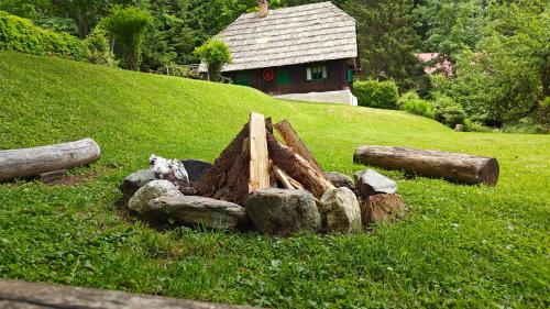 Cosy & peaceful cabin off the grid Cosy & peaceful cabin off the grid