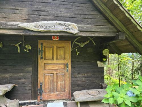 Lisičja bajta Lisičja bajta