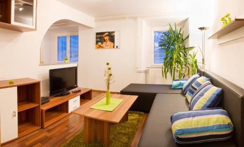 Apartments Shock Apartments Shock