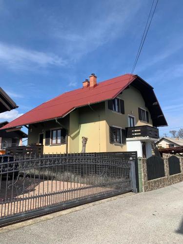 Udoben, razkošen, sončen apartma, 5 min do avtoceste