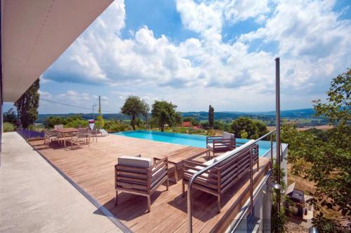 Exklusive Premium-Lodge mit Pool, Sauna, Gästehaus