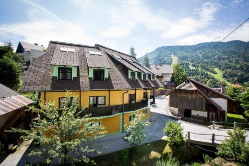 Podkoren Apartments