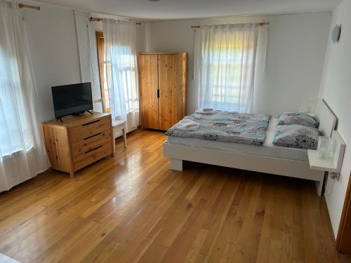 Stres-less Sunny Apartments