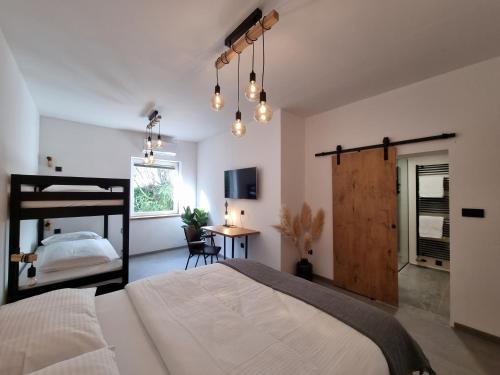 Pri Karlu Rooms & More Pri Karlu Rooms & More
