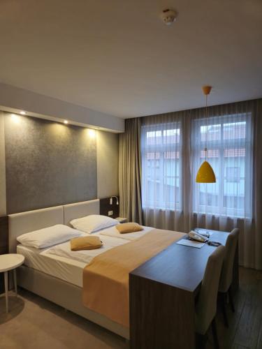 Hotel Emonec Hotel Emonec