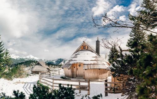 Chalet Lepenatka with Sauna - I feel Alps