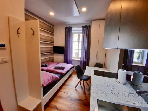 Apartment Silver