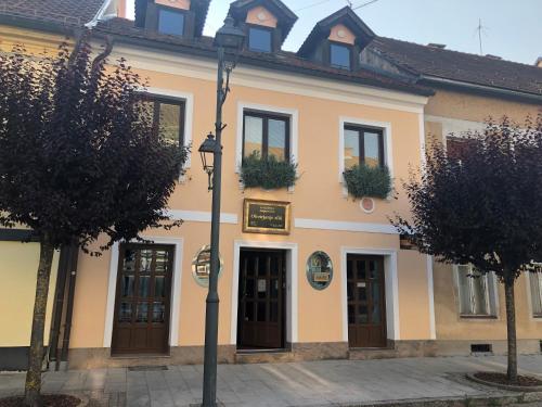 Apartma pri Gradu Apartma pri Gradu
