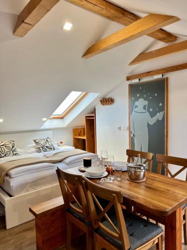 BeeWood apartment