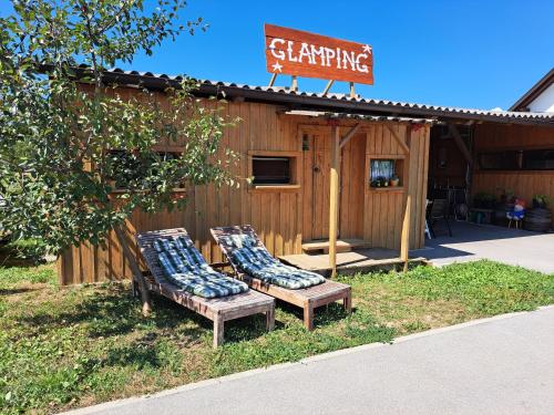 GLAMPING HOUSE RANČ LUŽE GLAMPING HOUSE RANČ LUŽE