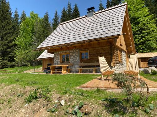 Lovely Cottage in a mountain wilderness of the National Park Lovely Cottage in a mountain wilderness of the National Park