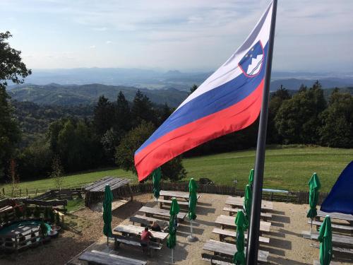 Planinski dom Janče Planinski dom Janče