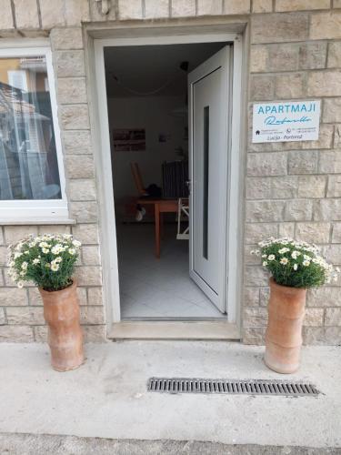 APARTMENT RAFAELLO