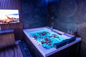 Villa Sunset Pool & Spa apartments 