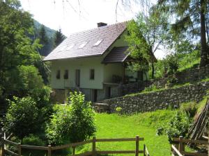 Geräumiges Ferienhaus Inmitten Der Natur 