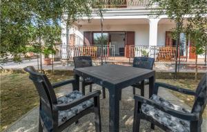 1 Bedroom Awesome Apartment In Secovlje 