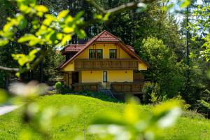 Country House Apat 