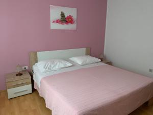 Apartments Ostanek 