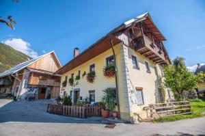 Hostel, Rooms and Apartment Ceklin 