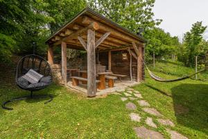 Vineyard Cottage Rataj 1 Hot Tub - Happy Rentals 