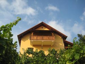 Vineyard Cottage Ucman 