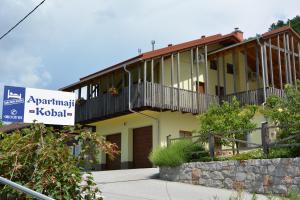 Apartmaji Kobal