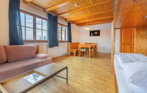 1 Bedroom Gorgeous Apartment In Pohorje 