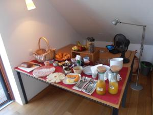 Bed & Breakfast Base Camp 