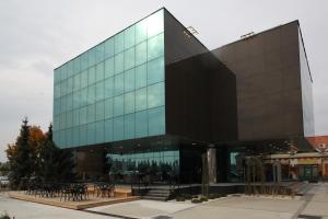 Hotel Cubis 