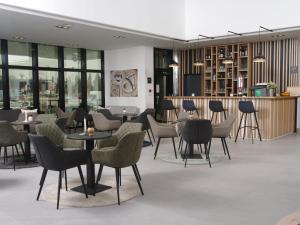 Hotel Cubis 