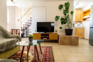 APARTMA ENI 